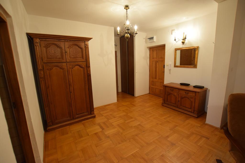 Elegant Apartment Stadion Narodowy Varşovia Exterior foto